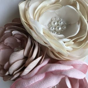Flower hair clips